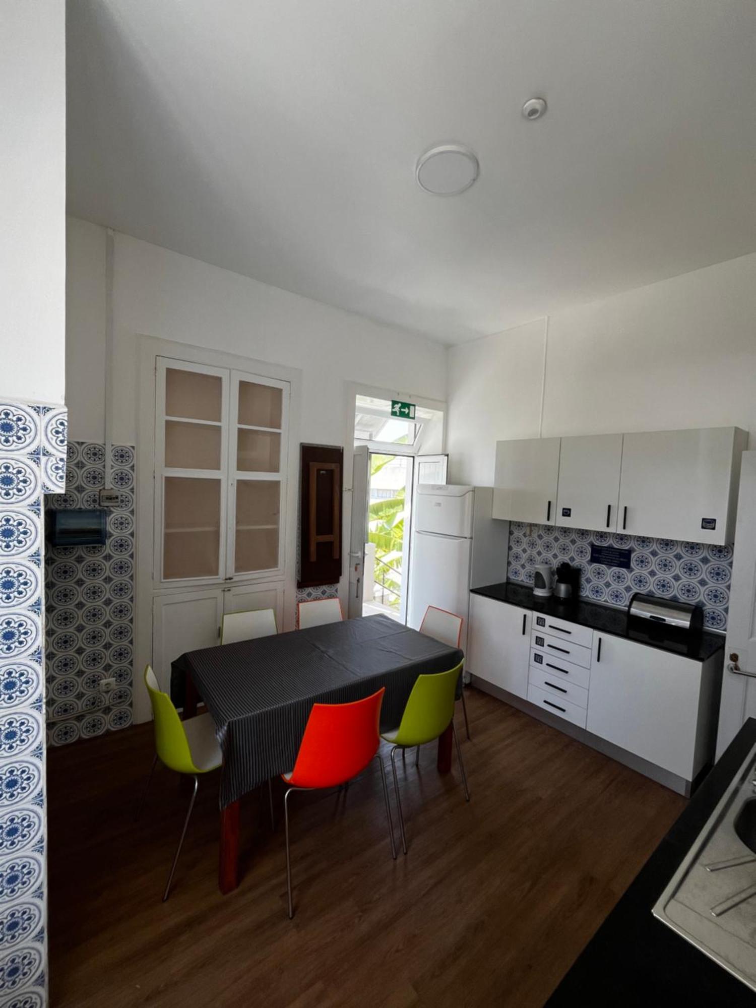 Lazareto 148 Hostel Фуншал Екстериор снимка