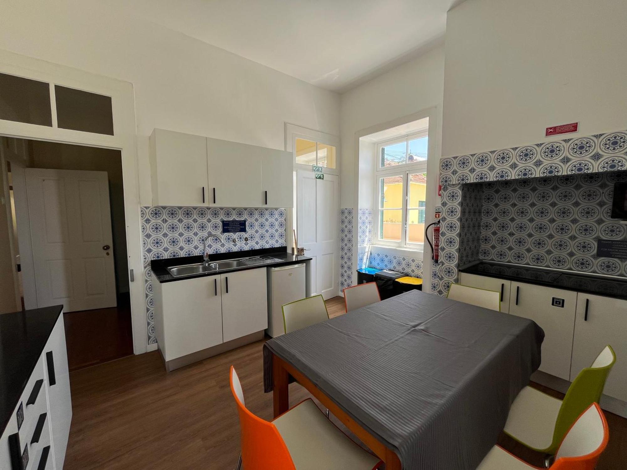 Lazareto 148 Hostel Фуншал Екстериор снимка